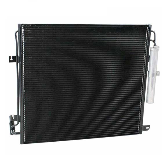 Radiator For Land Rover Lr018404