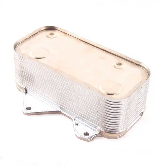 Engine Oil Cooler For Audi A6 A8 Volkswagen Phaeton 3D1 3D2 3D3 3D4 3D6 3D7 3D8 3D9 077117021Q