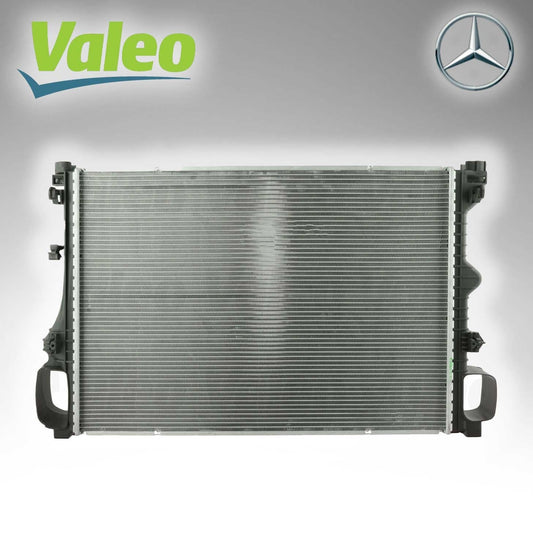 Radiator For Mercedes Benz 2215003203